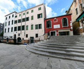 Red Fashion Venedig